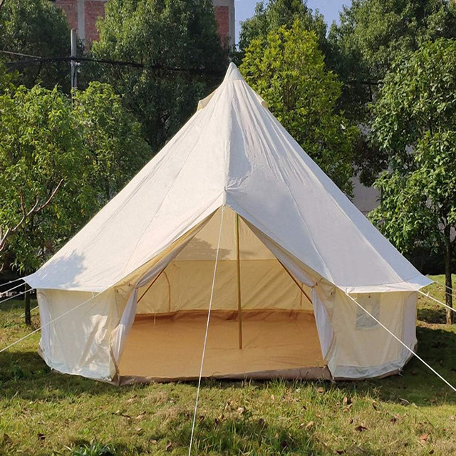 Tienda de campaña de lona con campana Glamping