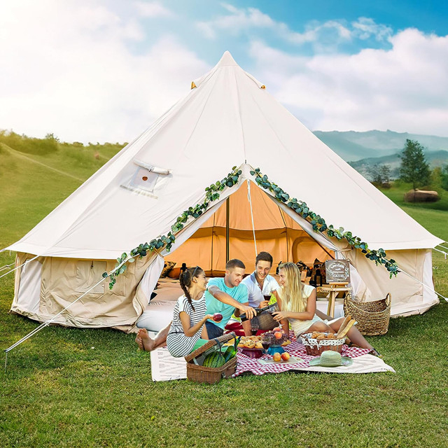 Tienda de campaña de lona con campana Glamping